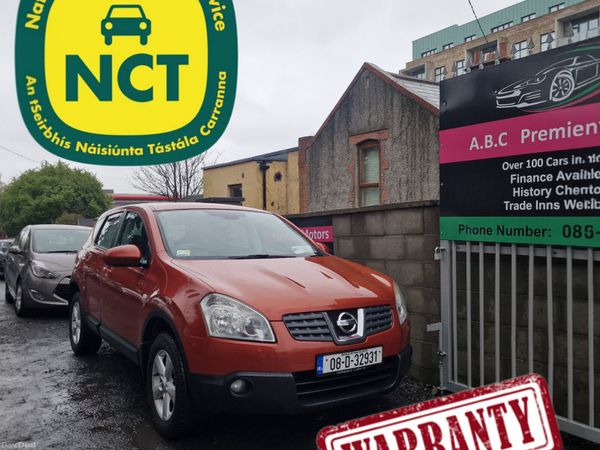 Nissan Qashqai Hatchback, Petrol, 2008, Red