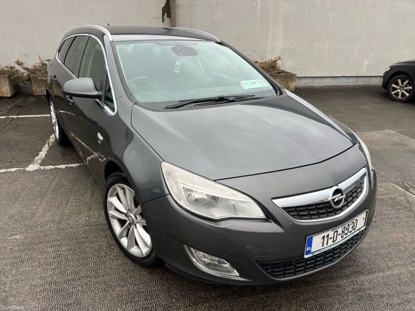 Opel Astra Estate, Diesel, 2011, Grey