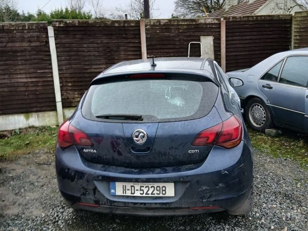 Vauxhall Astra Hatchback, Diesel, 2011, Blue
