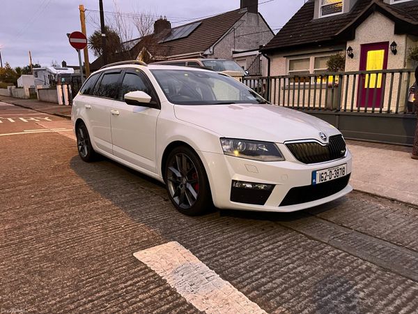 Skoda Octavia Estate, Diesel, 2016, White