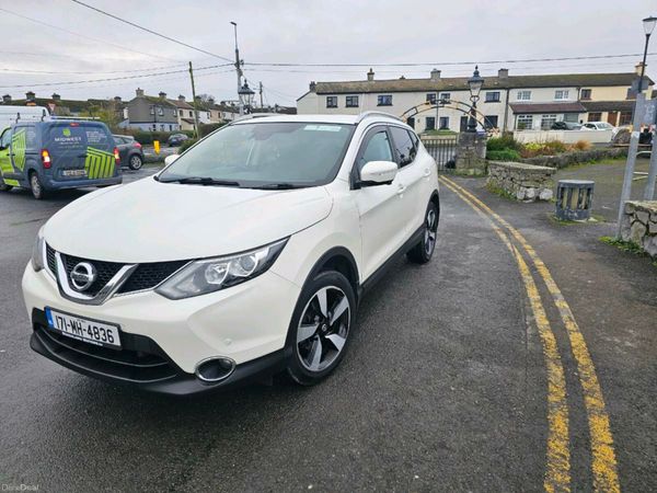 Nissan Qashqai SUV, Diesel, 2017, White