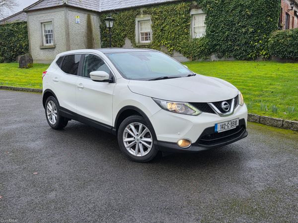 Nissan Qashqai Hatchback, Diesel, 2014, White