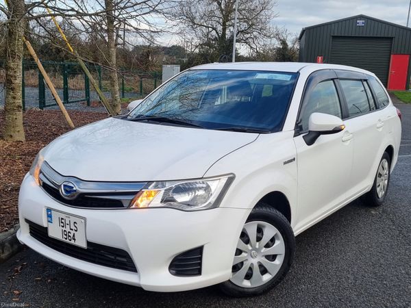 Toyota Corolla Estate, Petrol Hybrid, 2015, White