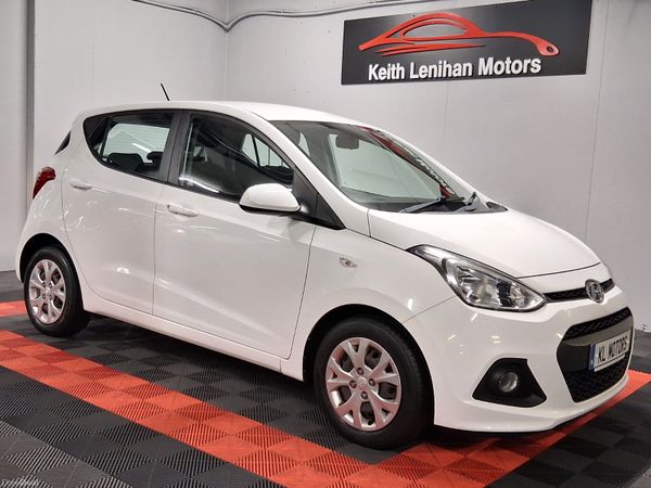 Hyundai i10 Hatchback, Petrol, 2016, White