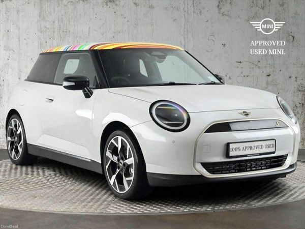 Mini Cooper Hatchback, Electric, 2025, White