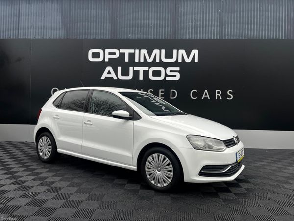 Volkswagen Polo Hatchback, Petrol, 2015, White