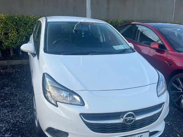 Opel Corsa Hatchback, Petrol, 2015, White
