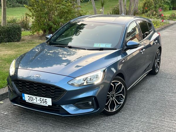 Ford Focus Hatchback, Diesel, 2020, Blue