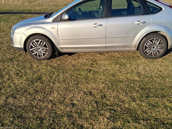 Ford Focus Hatchback, Diesel, 2008, Silver