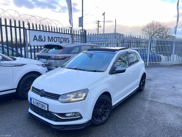 Volkswagen Polo Hatchback, Petrol, 2015, White