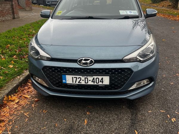 Hyundai i20 Hatchback, Petrol, 2017, Blue