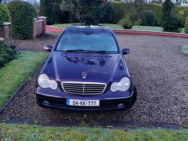 Mercedes-Benz C-Class Saloon, Petrol, 2004, Purple