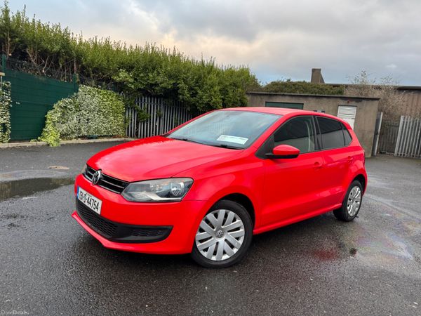 Volkswagen Polo Hatchback, Petrol, 2013, Red