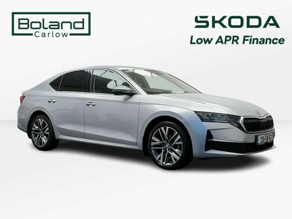 Skoda Octavia Saloon, Diesel, 2025, Grey