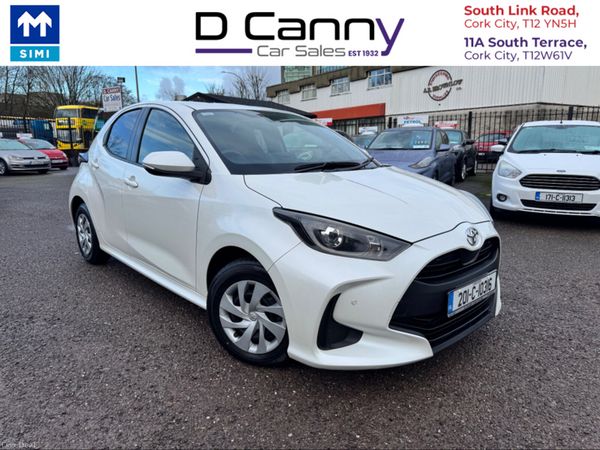 Toyota Yaris Hatchback, Petrol, 2020, White