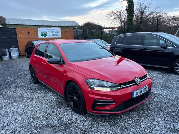 Volkswagen Golf Hatchback, Petrol, 2018, Red