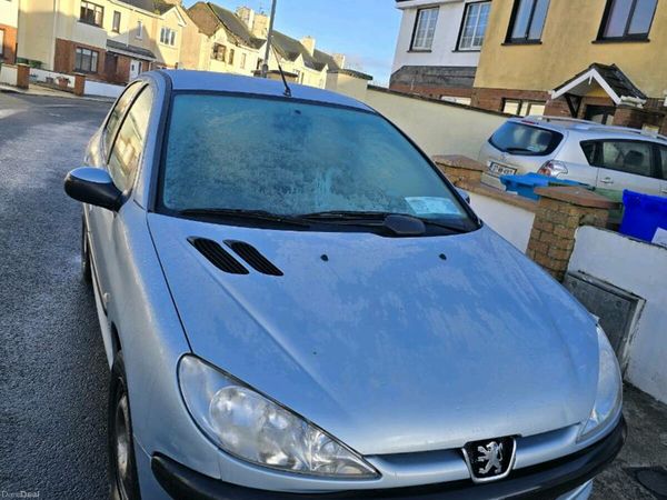 Peugeot 206 Hatchback, Petrol, 2004, Grey