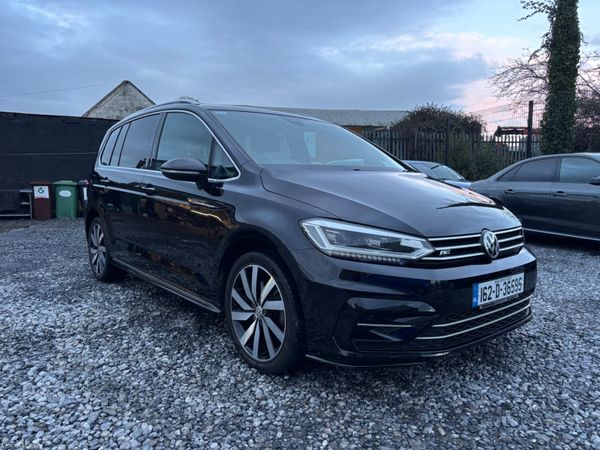 Volkswagen Touran MPV, Petrol, 2016, Black