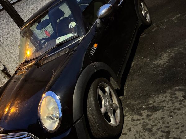Mini One Hatchback, Petrol, 2005, Black