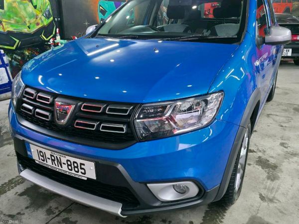 Dacia Sandero Stepway Hatchback, Petrol, 2019, Blue