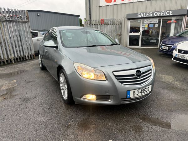 Opel Insignia Hatchback, Diesel, 2011, Silver
