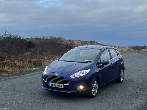 Ford Fiesta Hatchback, Petrol, 2014, Blue