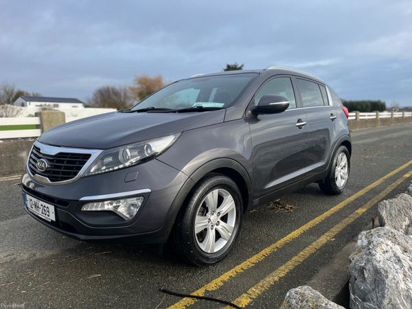 Kia Sportage SUV, Diesel, 2012, Silver