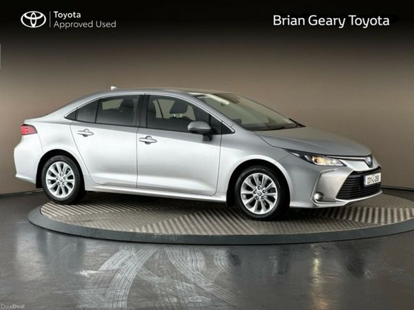 Toyota Corolla Saloon, Petrol Hybrid, 2023, Grey