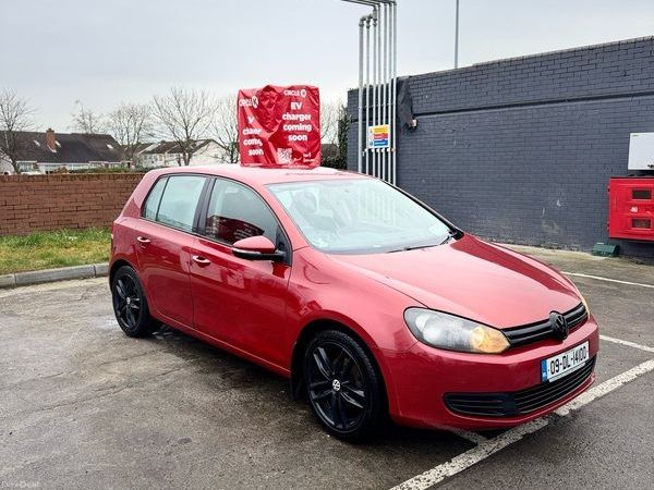 Volkswagen Golf Hatchback, Diesel, 2009, Red