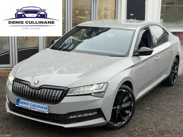 Skoda Superb Saloon, Diesel, 2023, Grey