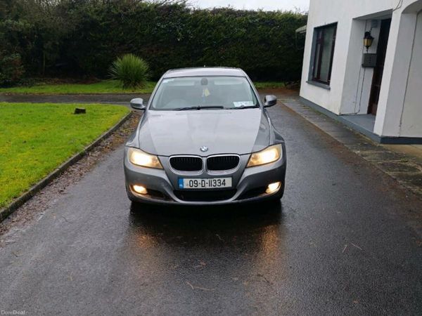 BMW 3-Series Saloon, Diesel, 2009, Grey