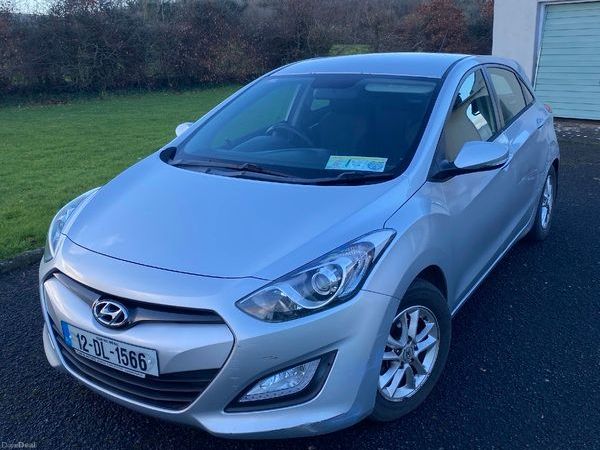 Hyundai i30 MPV, Diesel, 2012, Silver