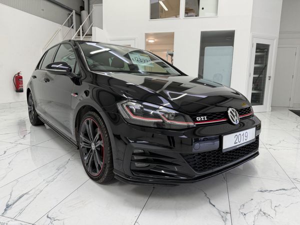 Volkswagen Golf Hatchback, Petrol, 2019, Black