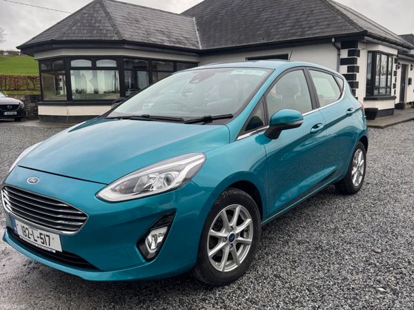 Ford Fiesta Hatchback, Petrol, 2018, Blue