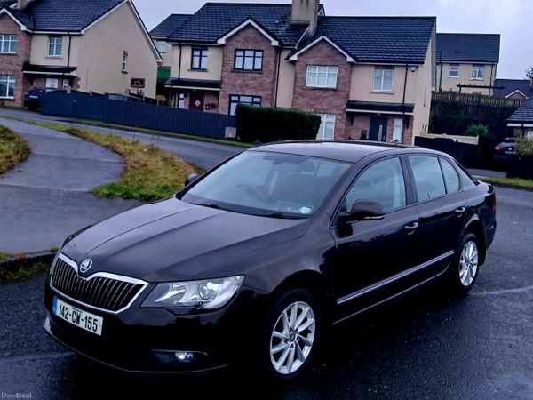 Skoda Superb Saloon, Diesel, 2014, Brown