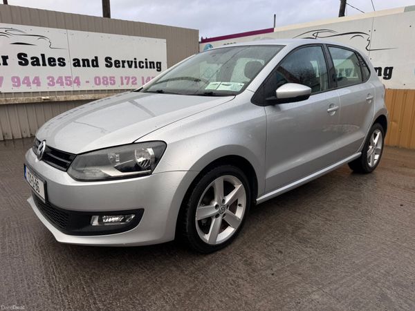 Volkswagen Polo Hatchback, Petrol, 2013, Silver
