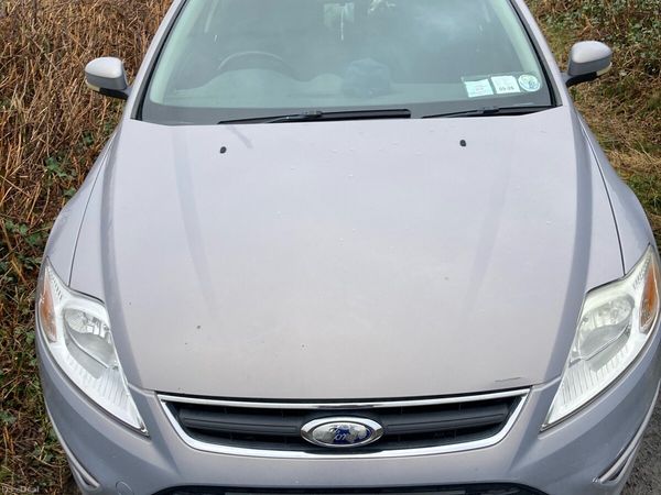 Ford Mondeo Hatchback, Diesel, 2010, Silver