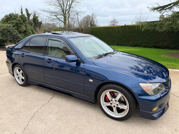 Lexus IS Saloon, Petrol, 2004, Blue