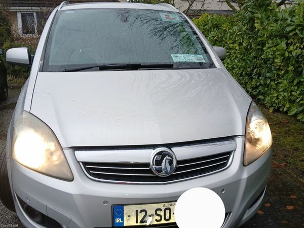 Vauxhall Zafira MPV, Diesel, 2012, Silver