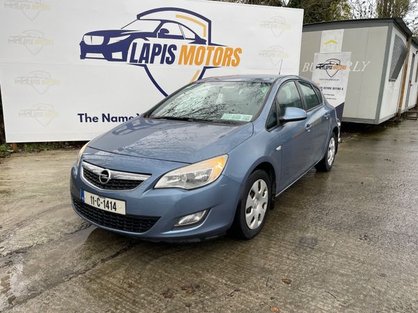 Opel Astra Hatchback, Diesel, 2011, Blue
