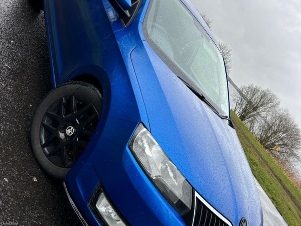 Skoda Rapid Saloon, Petrol, 2017, Blue