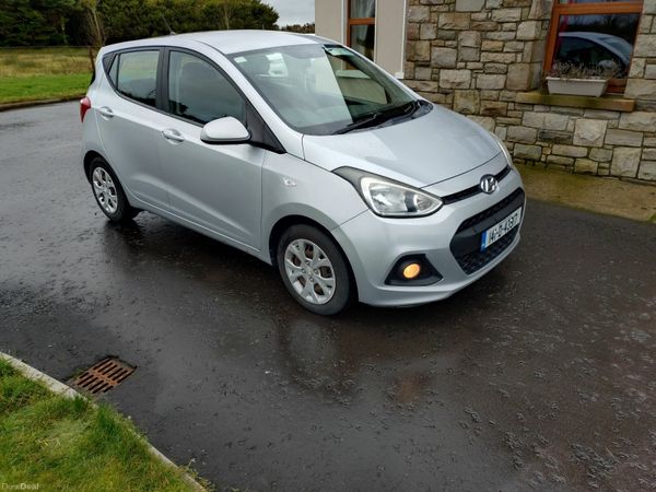 Hyundai i10 Hatchback, Petrol, 2014, Silver