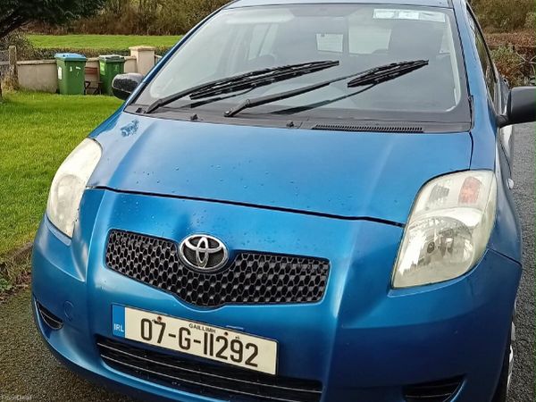 Toyota Yaris Hatchback, Petrol, 2007, Blue