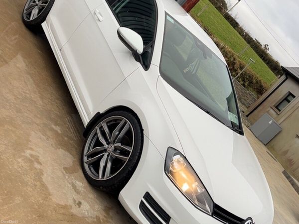 Volkswagen Golf Hatchback, Diesel, 2014, White