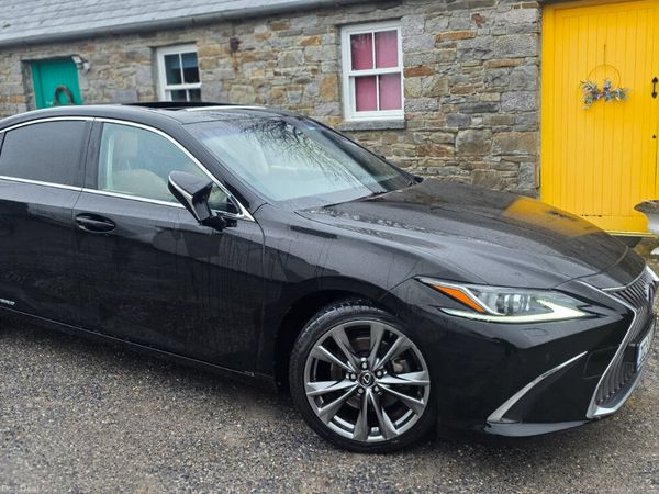 Lexus ES Saloon, Petrol Hybrid, 2020, Black