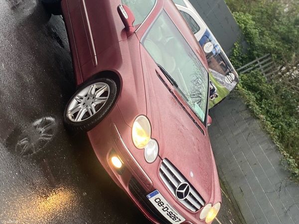 Mercedes-Benz CLK Coupe, Petrol, 2008, Red
