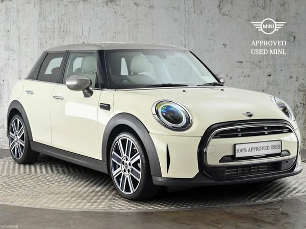 Mini Cooper Hatchback, Petrol, 2022, White