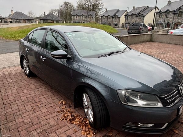 Volkswagen Passat Saloon, Diesel, 2014, Grey