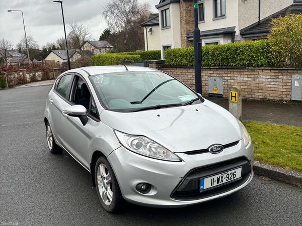 Ford Fiesta Hatchback, Diesel, 2011, Silver