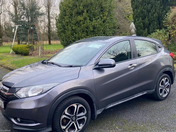 Ford Kuga SUV, Diesel, 2016, Red